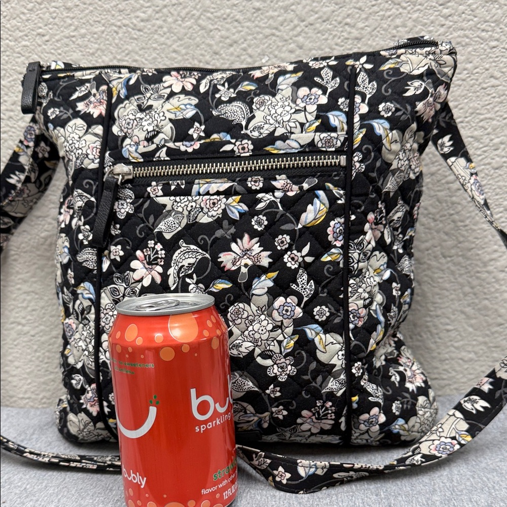 Vera Bradley Zip Top Hippy Crossbody Black and White Floral Bag - Picture 8 of 10